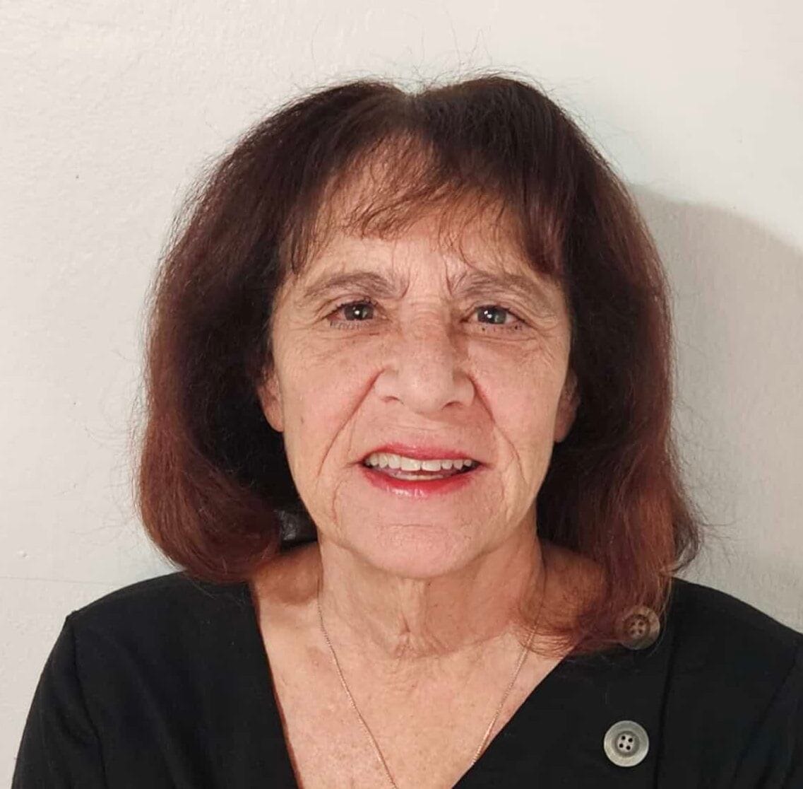 Barbara Brumer Headshot